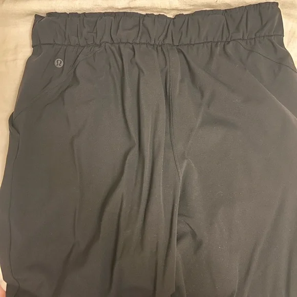 Lululemon high rise stretch fit joggers - Picture 4 of 7